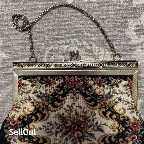 COCO + CARMEN Vintage Floral Tapestry Clutch Purse w/ Gold Chain Strap - Picture 7 of 9